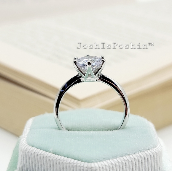 1.5ct white sapphire simulated in 18K white gold over sterling silver - Picture 5 of 7